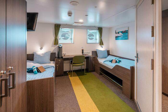 Oceanwide Expeditions, Ortelius, Twin Porthole ©Olaf Kramer - Oceanwide Expeditions.jpg